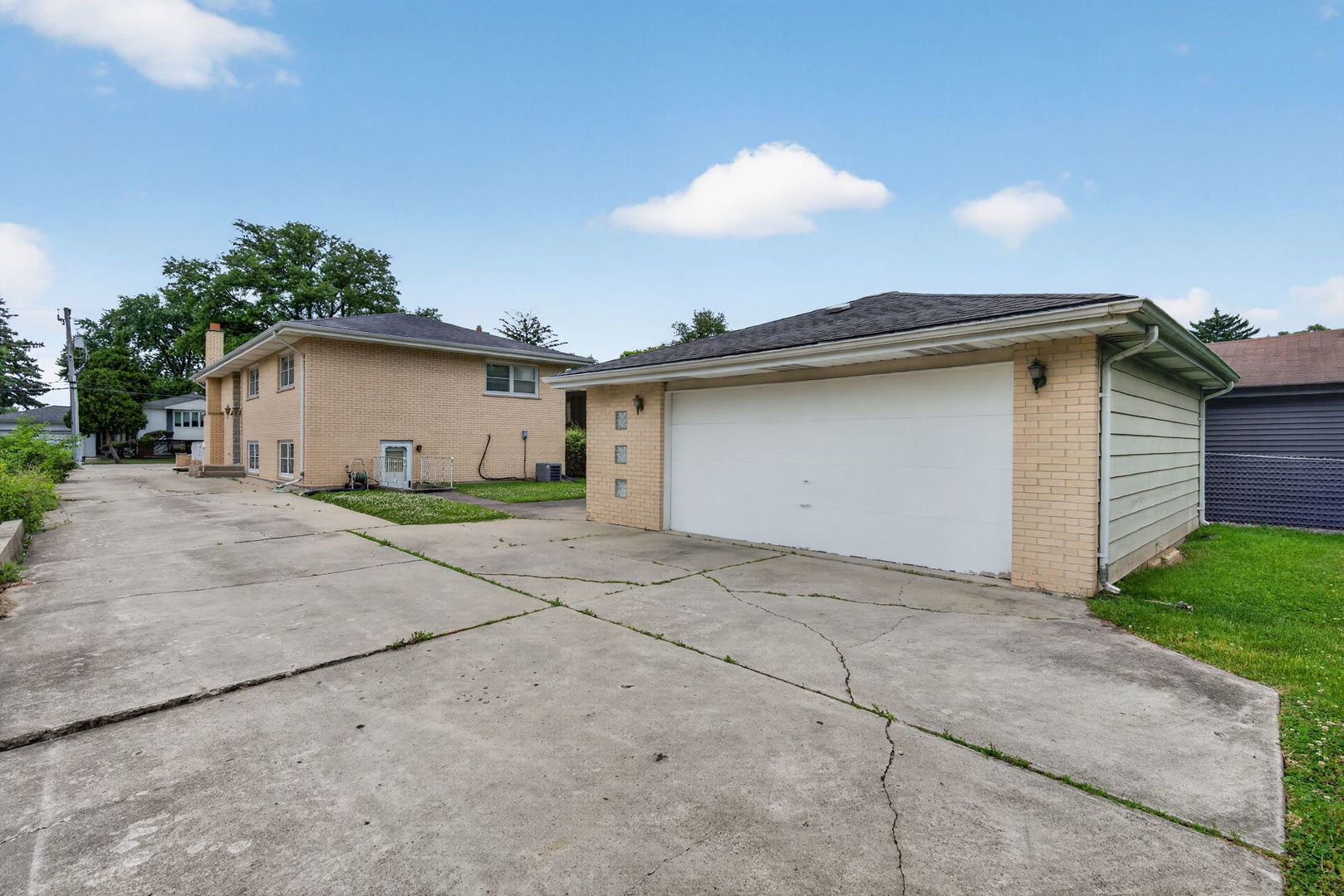 9700 West 58th Street Countryside, IL 60525 - Photo 13 of 57