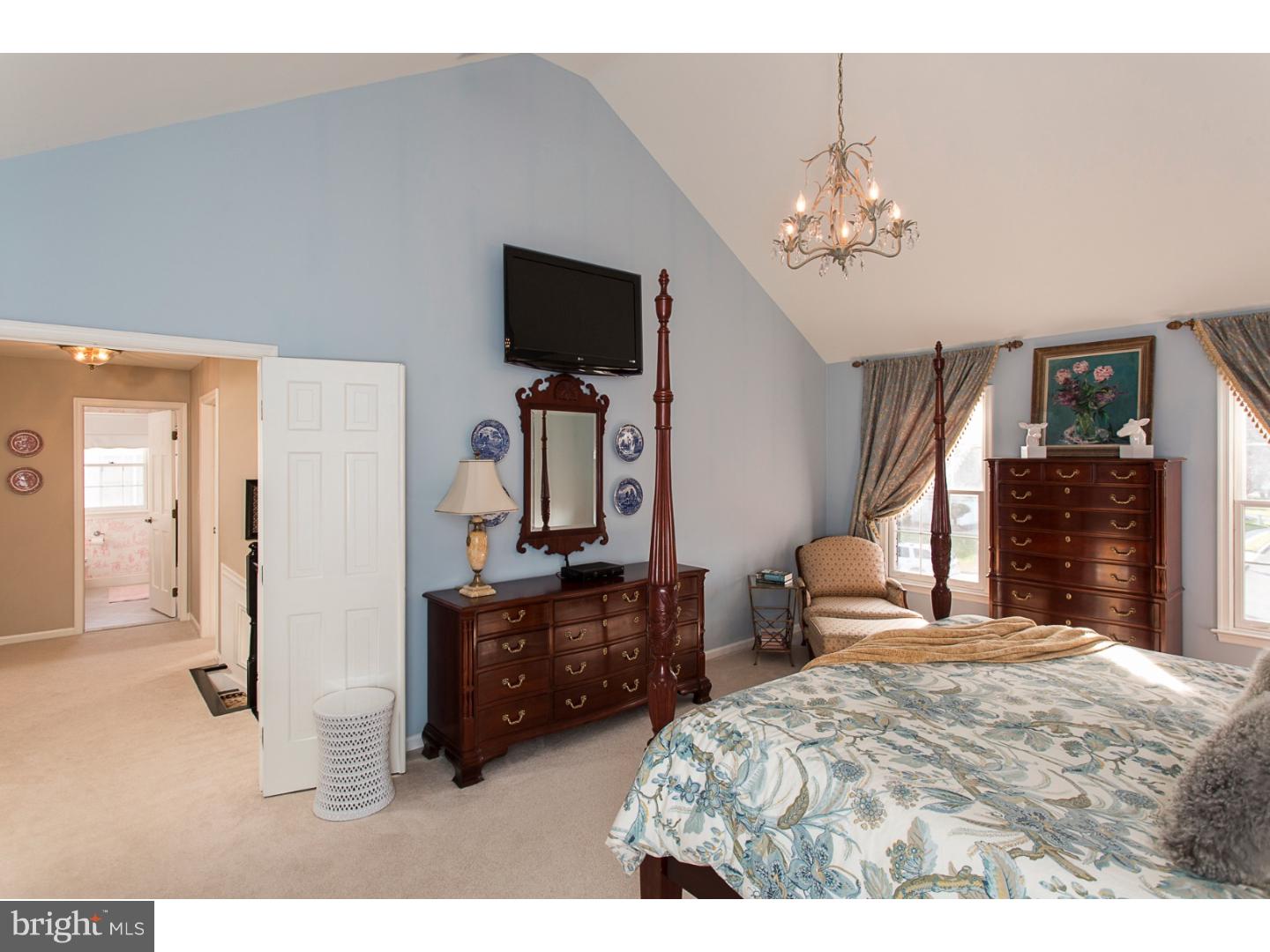 37 Tar Heels Road East Hamilton, NJ 08619 - Photo 14 of 25 Gallery Image 14