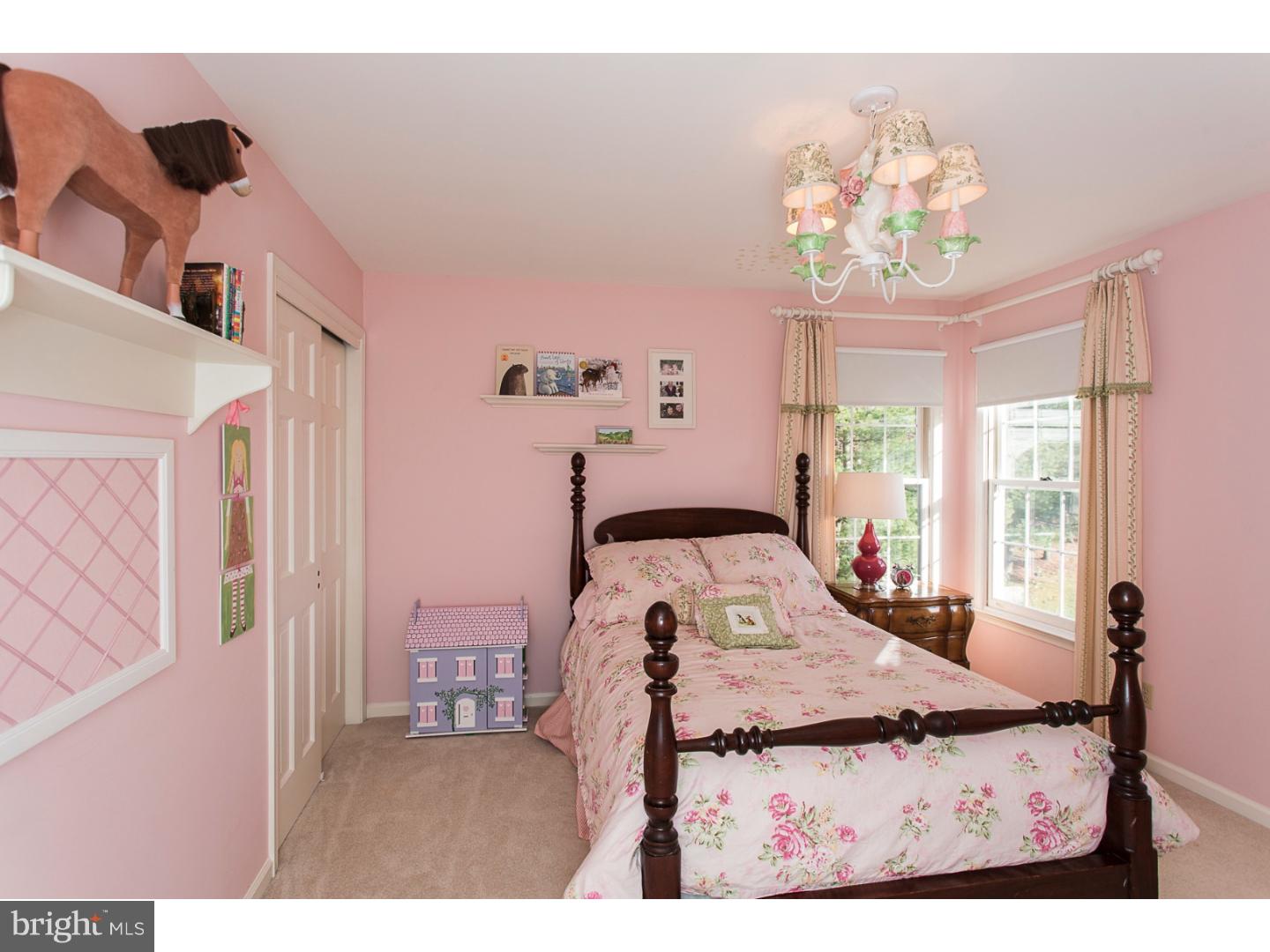 37 Tar Heels Road East Hamilton, NJ 08619 - Photo 19 of 25 Gallery Image 19