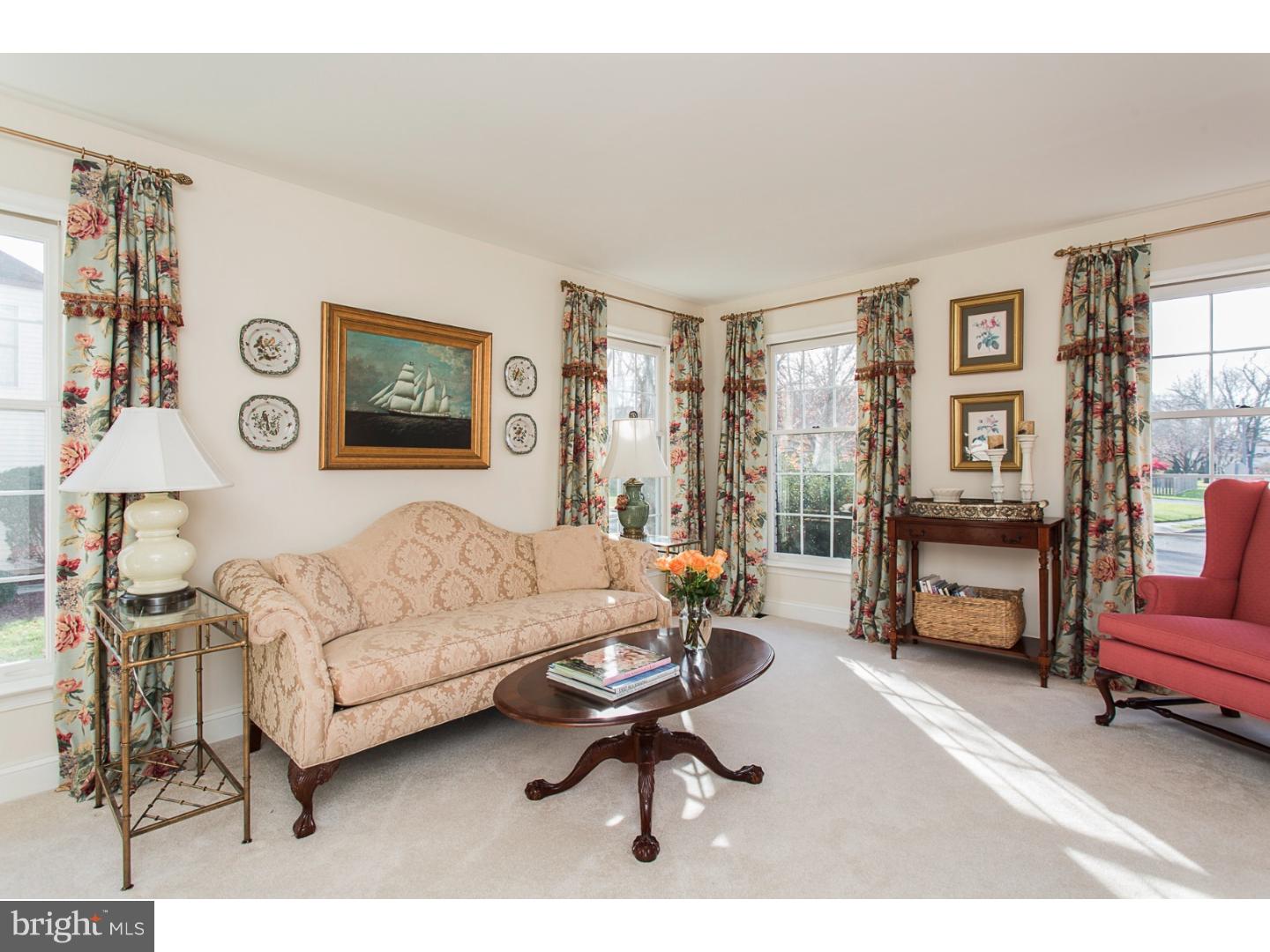 37 Tar Heels Road East Hamilton, NJ 08619 - Photo 4 of 25 Gallery Image 4