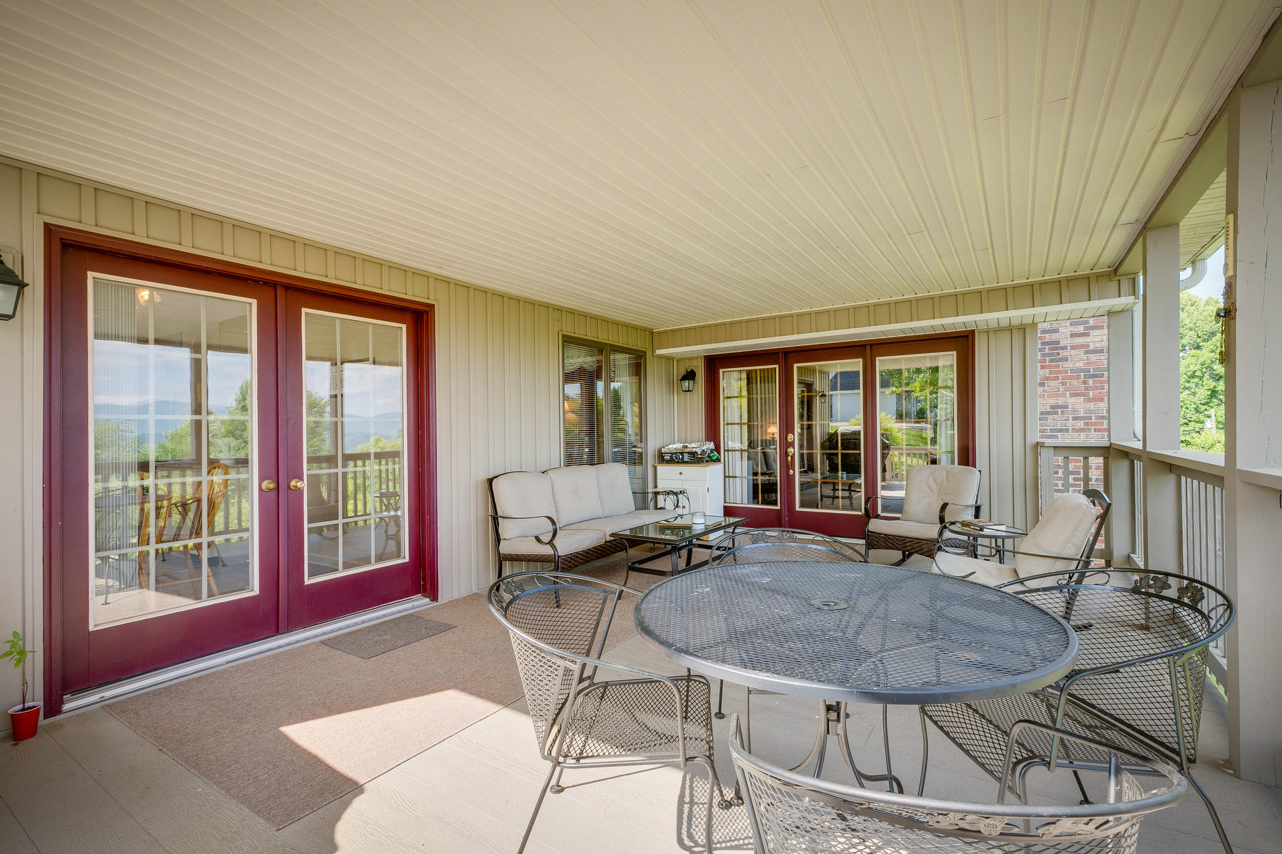 644 Peoples Road Bristol, TN 37620 - Photo 49 of 73 058