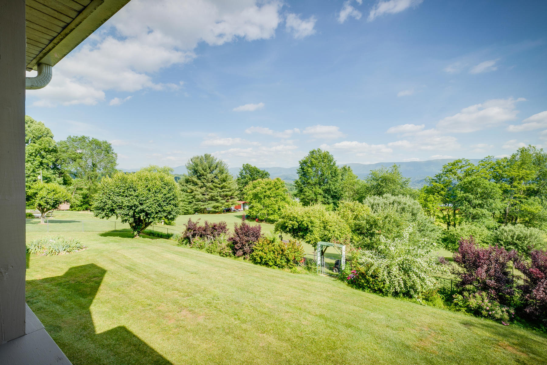 644 Peoples Road Bristol, TN 37620 - Photo 53 of 73 062