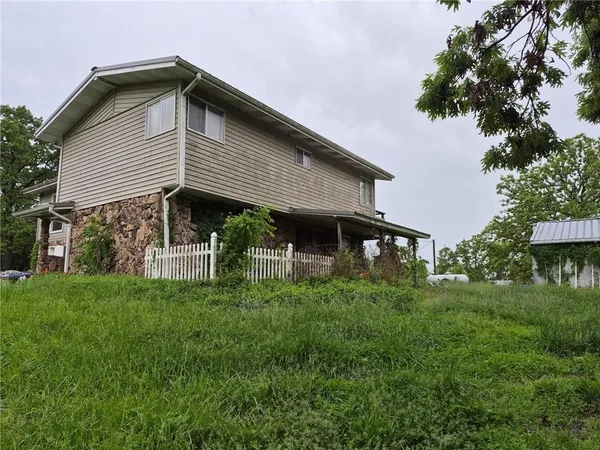 $250,000 | 27200 County Road 316, Urbana, MO 65767