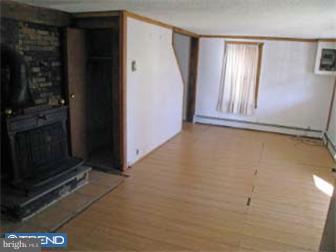 41 Smith Terrace Clementon, NJ 08021 - Photo 6 of 9 Dining Room