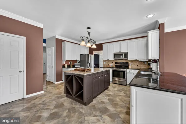 $500,000 | 50 Cypress Point Drive, Charles Town, WV 25414
