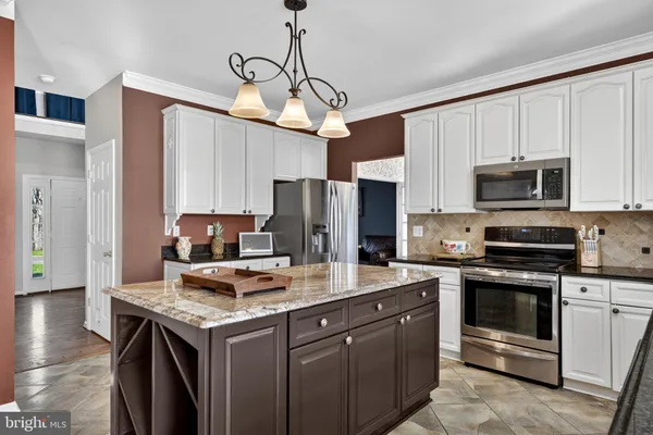 $500,000 | 50 Cypress Point Drive, Charles Town, WV 25414