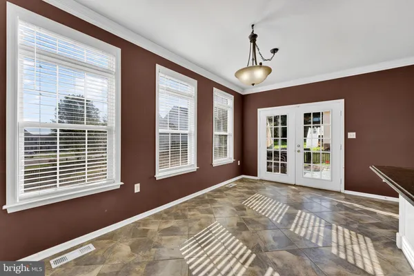 $500,000 | 50 Cypress Point Drive, Charles Town, WV 25414