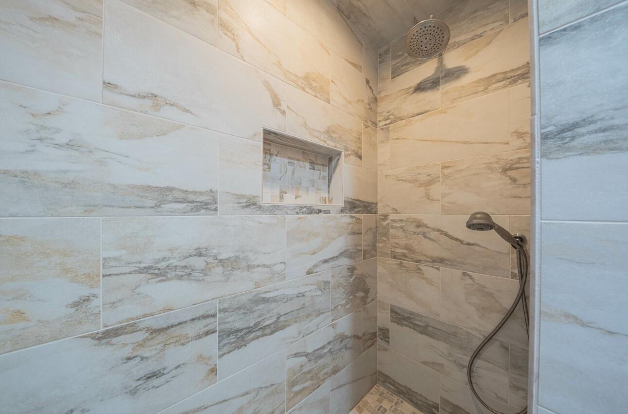 52259 Pine Canyon Road King City, CA 93930 - Photo 34 of 62 a bathroom with a shower
