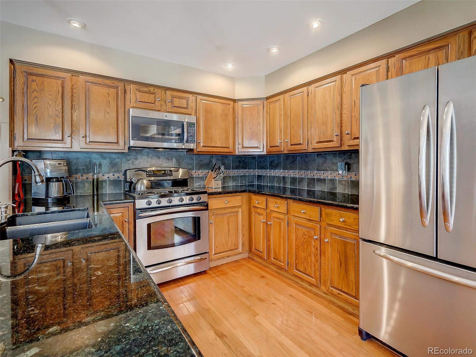 2345 Thistle Ridge Circle Highlands Ranch, CO 80126 - Photo 4 of 31 Gallery Image 4