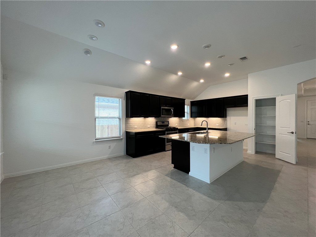 10412 Spanish Jennet Way Manor Manor, TX 78653 - Photo 18 of 30