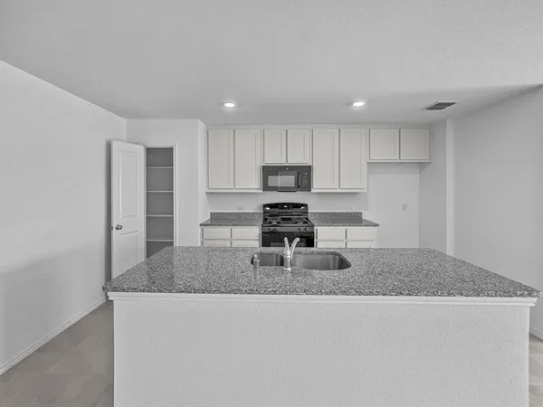 $2,450 | 2521 Bunkerton Drive, Fort Worth, TX 76179