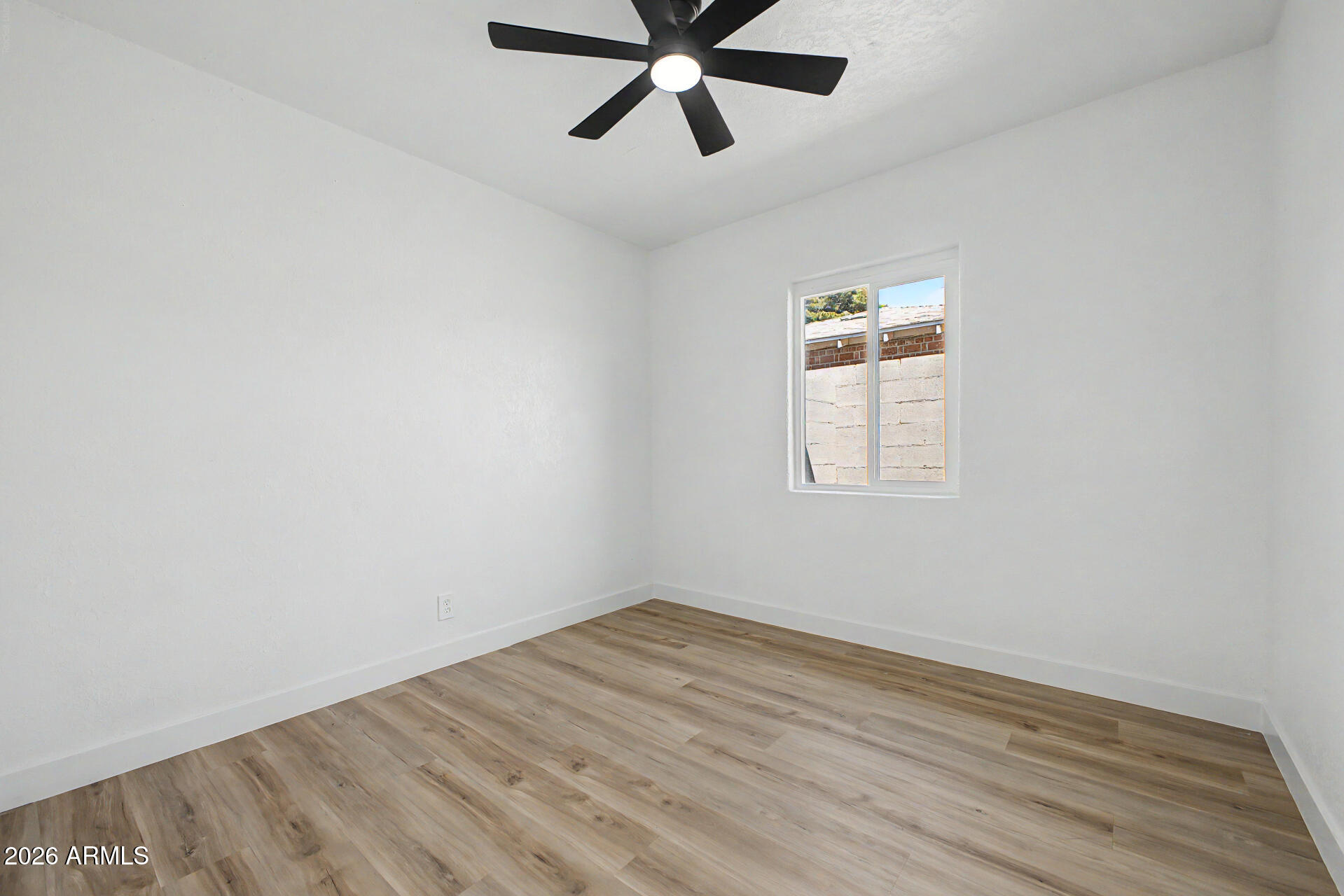 117 West Roeser Road Phoenix, AZ 85041 - Photo 23 of 34 23 - Roeser