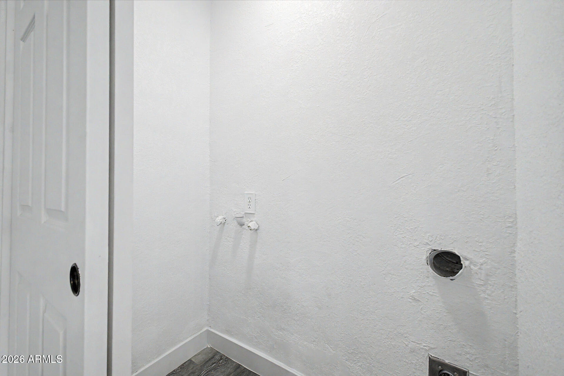 117 West Roeser Road Phoenix, AZ 85041 - Photo 26 of 34 26 - Roeser