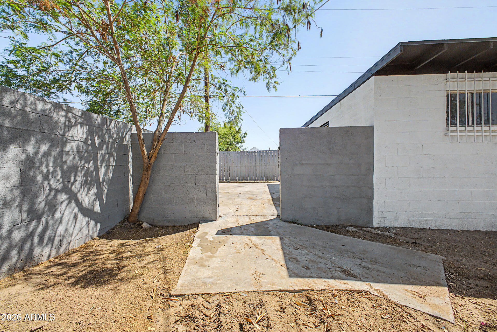 117 West Roeser Road Phoenix, AZ 85041 - Photo 32 of 34 33 - Roeser