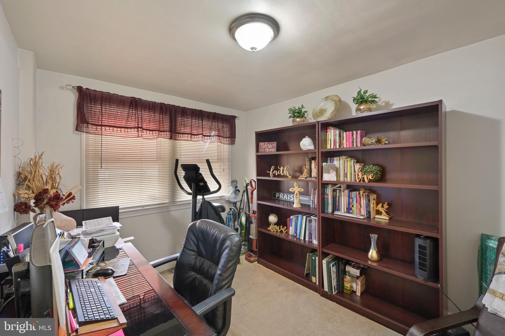146 West Edgevale Road Baltimore, MD 21225 - Photo 15 of 29 Office