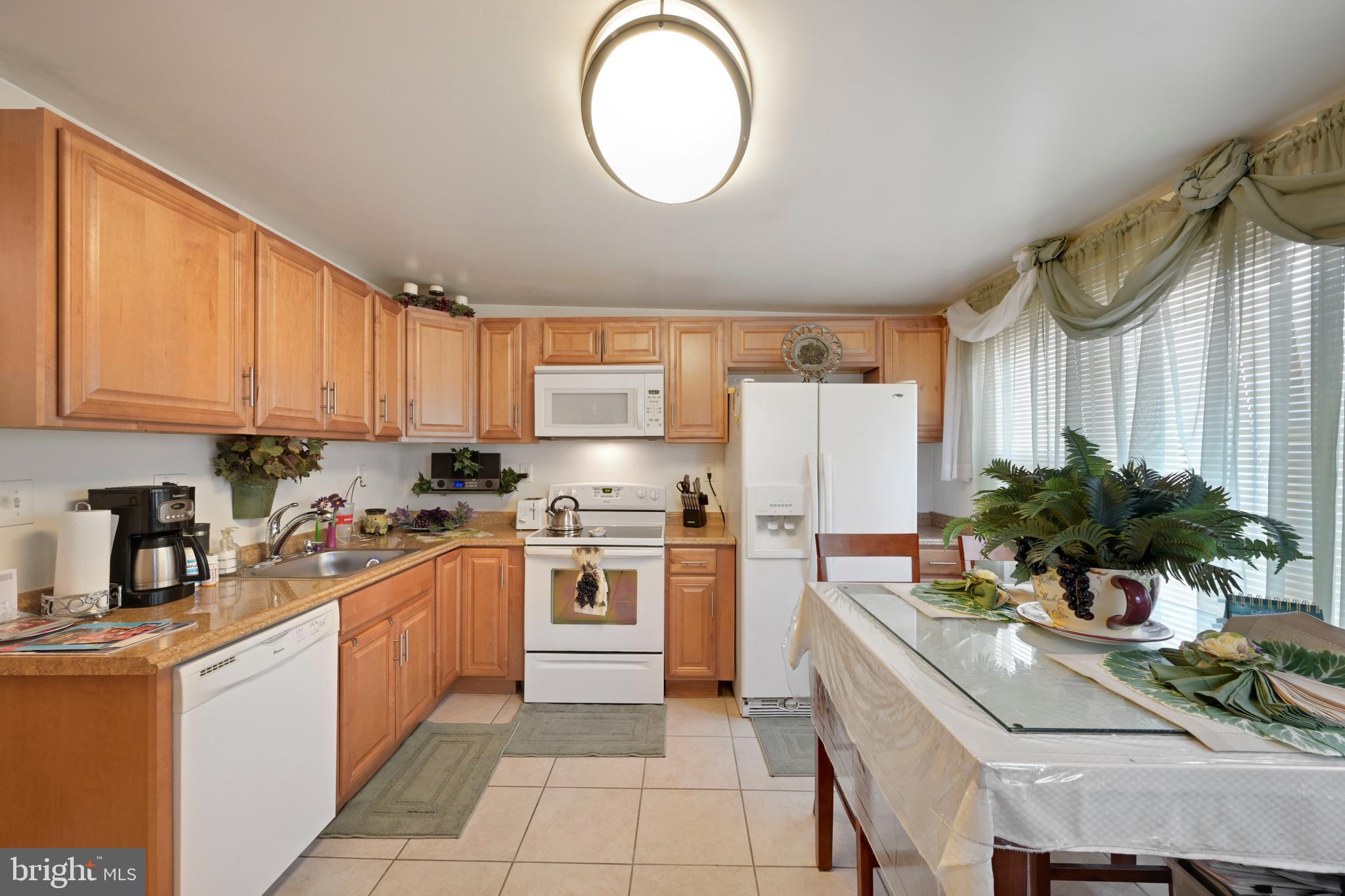 146 West Edgevale Road Baltimore, MD 21225 - Photo 9 of 29 Kitchen