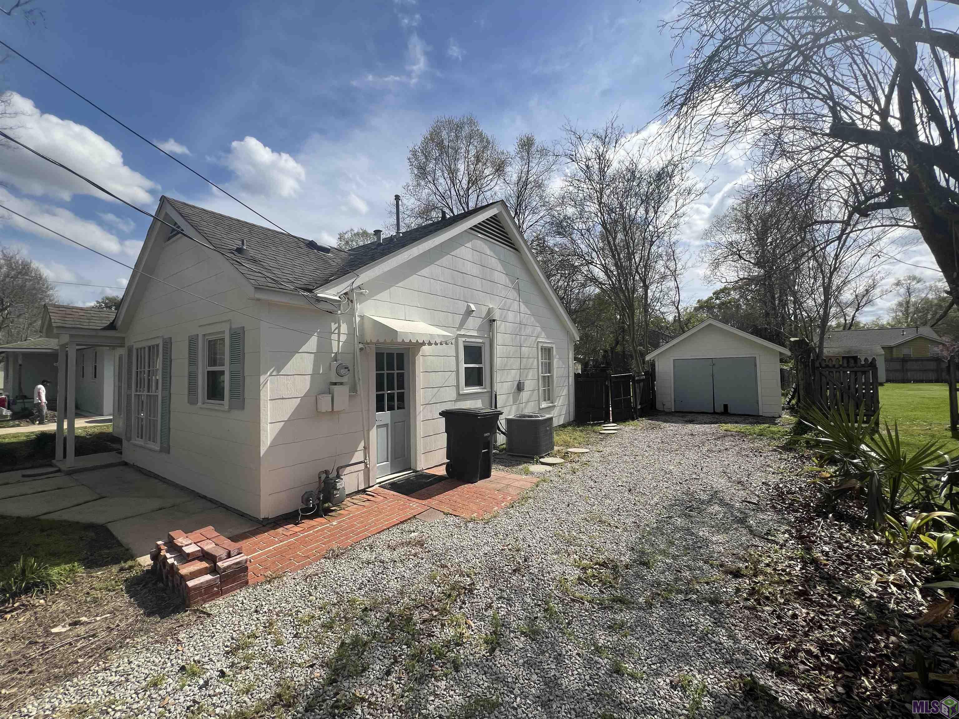4314 Mimosa Street Baton Rouge, LA 70808 - Photo 2 of 11