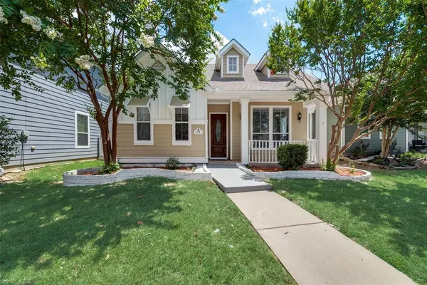$2,000 | 1128 Spanish Moss Drive, Savannah, TX 76227