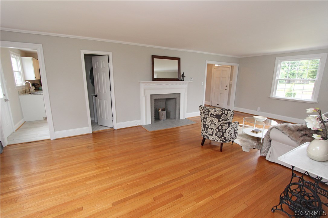 2927 Brook Road Richmond, VA 23220 - Photo 8 of 26 Gallery Image 8