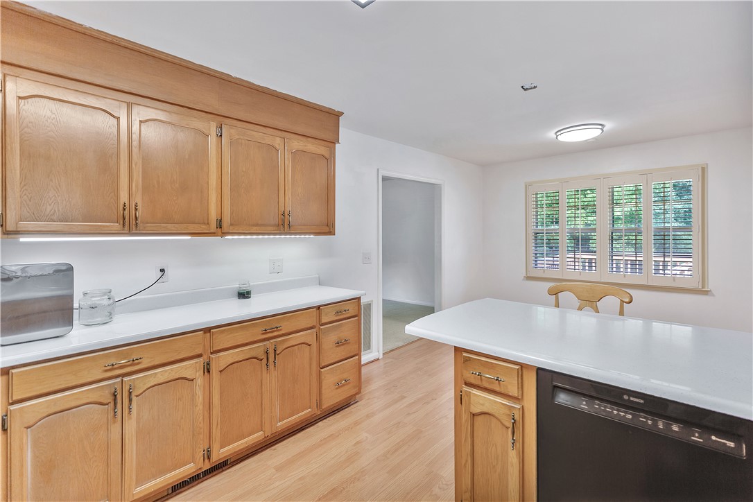 719 West Quincy Road Seneca, SC 29678 - Photo 14 of 30 Gallery Image 14