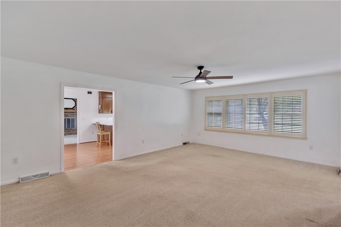719 West Quincy Road Seneca, SC 29678 - Photo 8 of 30 Gallery Image 8