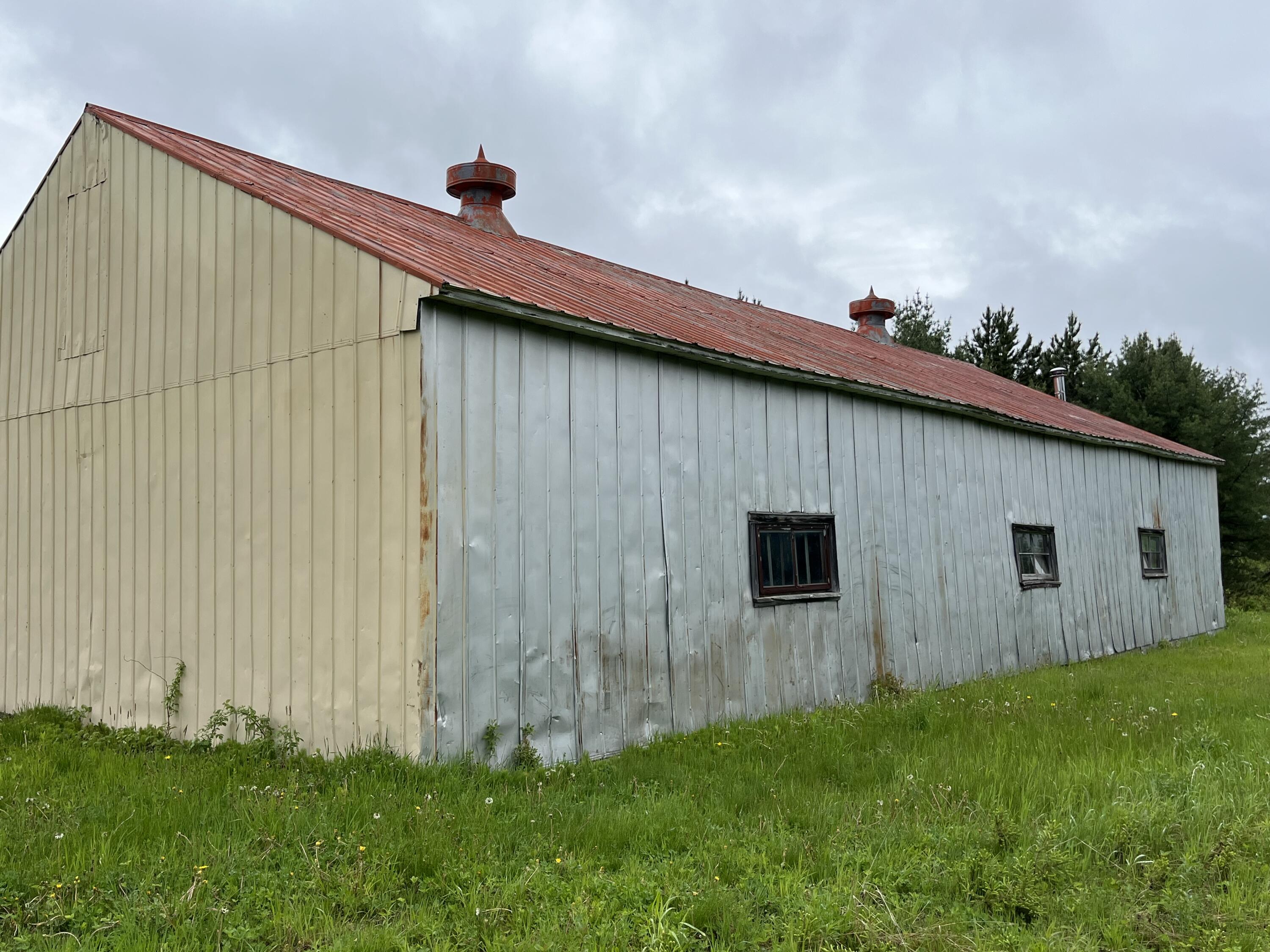 1731 Hamlin Road Van Buren, ME 04785 - Photo 18 of 34 Hamlin property