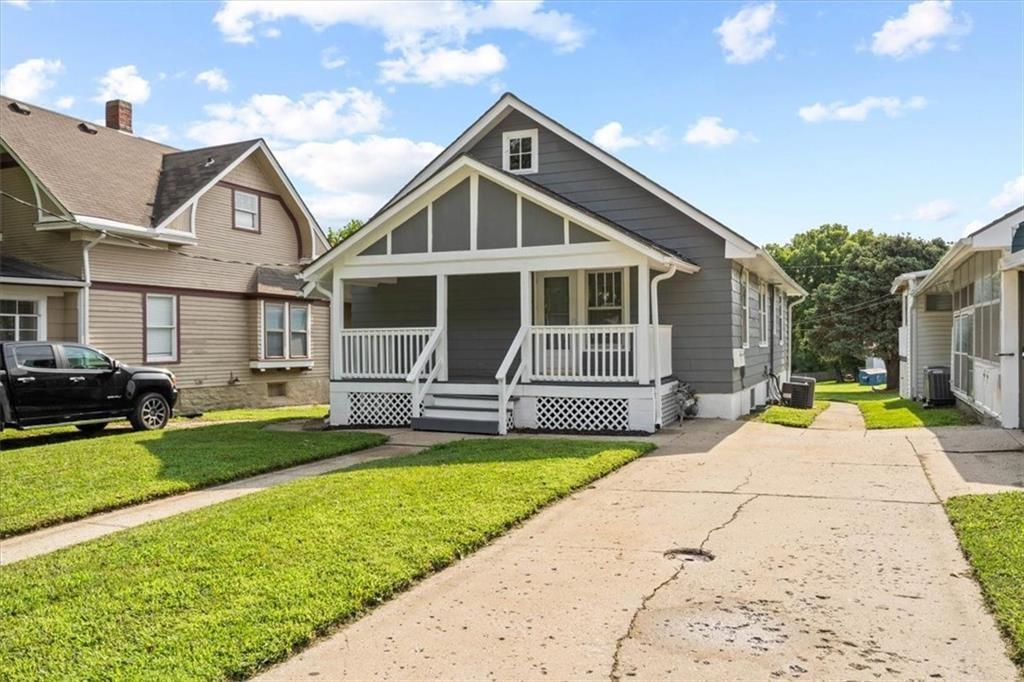 419 North Main Street Independence, MO 64050 - Photo 1 of 26
