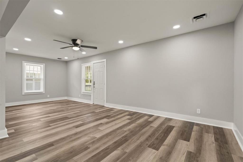 419 North Main Street Independence, MO 64050 - Photo 4 of 26