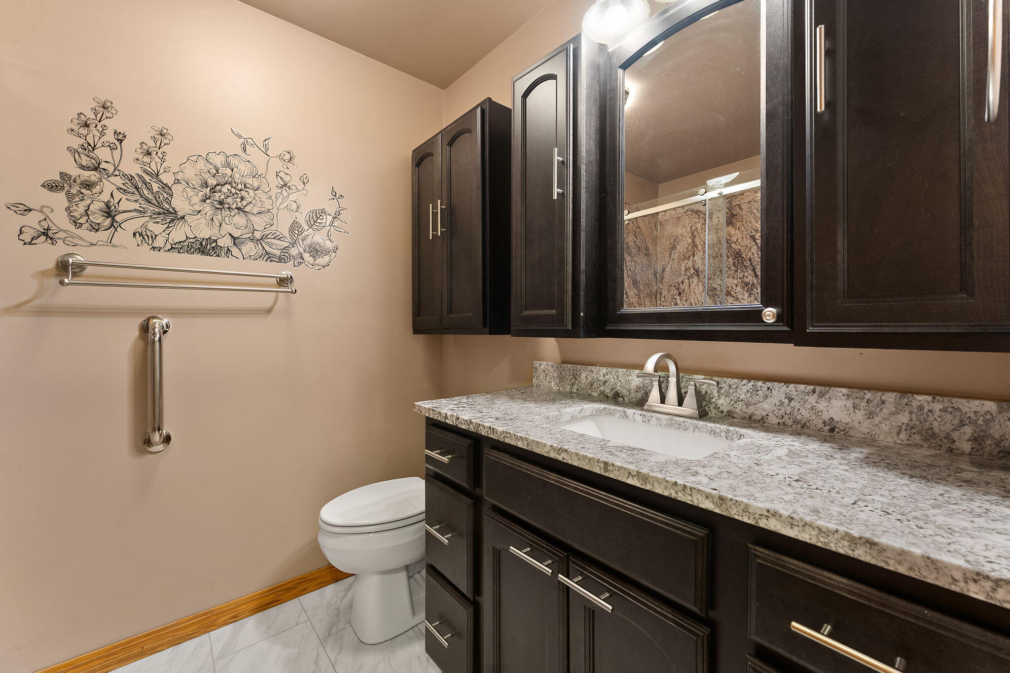 1089 North 200 West Chesterton, IN 46304 - Photo 21 of 50 2048x1365