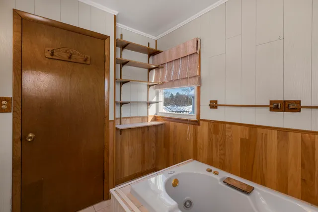 $319,900 | 3132 Grand Boulevard, Brookfield, IL 60513