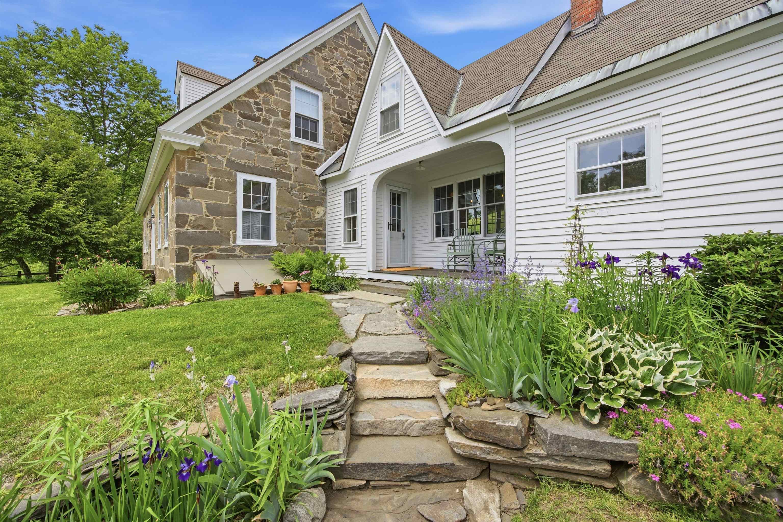 473 Kendall Road Woodstock, VT 05091 - Photo 4 of 60