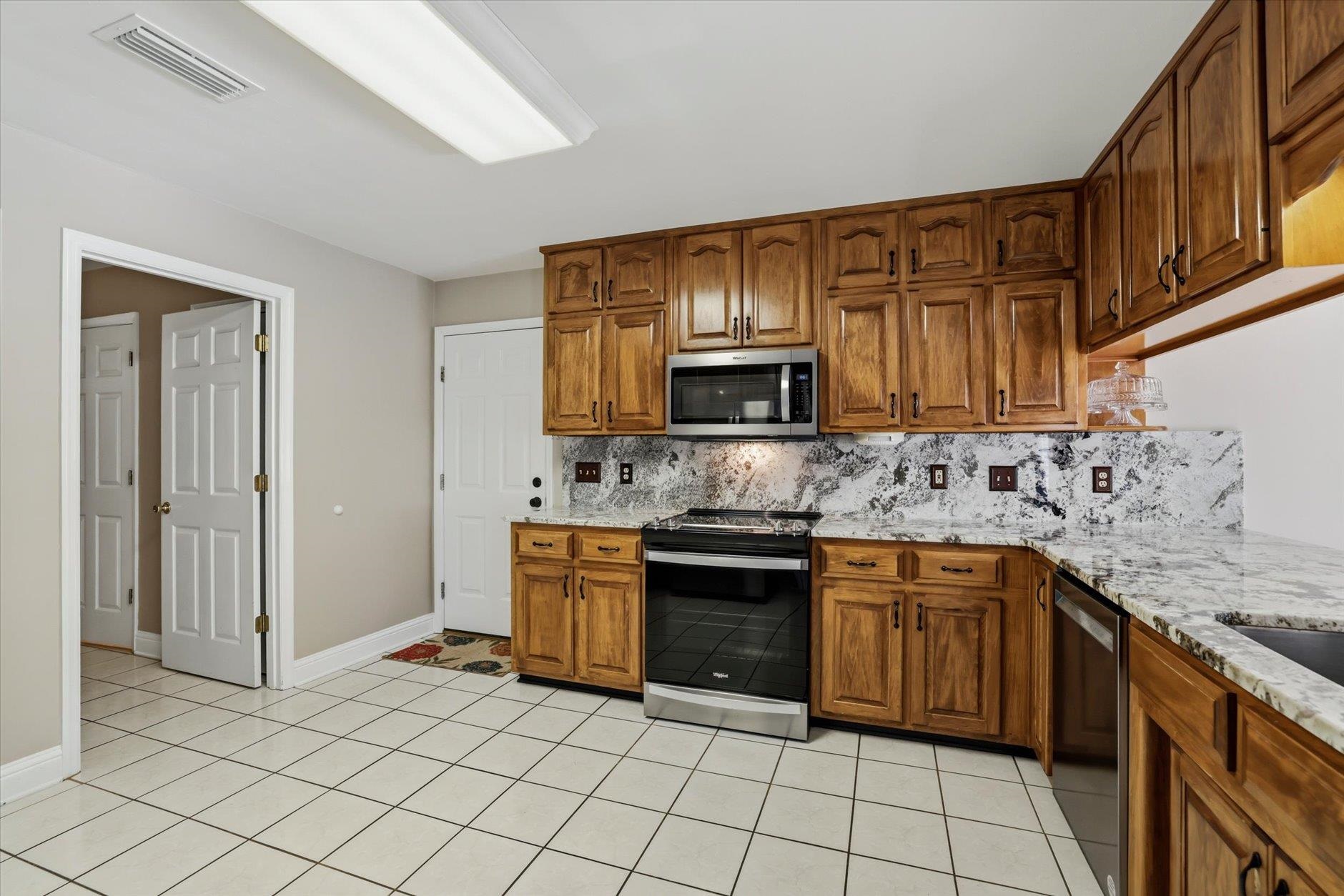 6324 Pickney Hill Road Tallahassee, FL 32312 - Photo 19 of 70