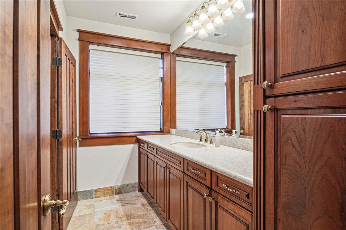 1299 Northwest McDaniel Road Powell Butte, OR 97753 - Photo 68 of 100 Gallery Image 68
