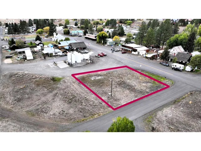 $59,500 | 208 Main Street, Ukiah, OR 97880