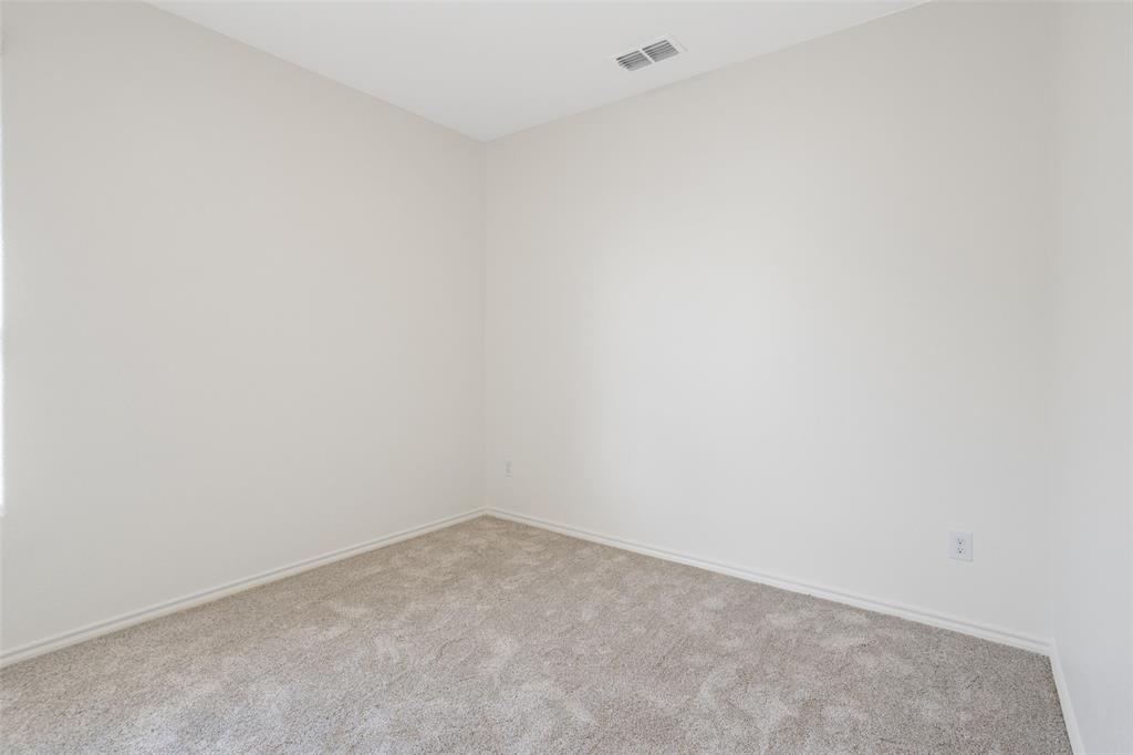 3929 Kennedy Ranch Road Fort Worth, TX 76262 - Photo 24 of 40 Gallery Image 24