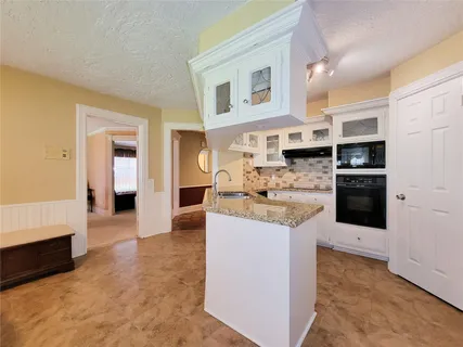$315,000 | 3614 Glenpine Drive, Houston, TX 77068