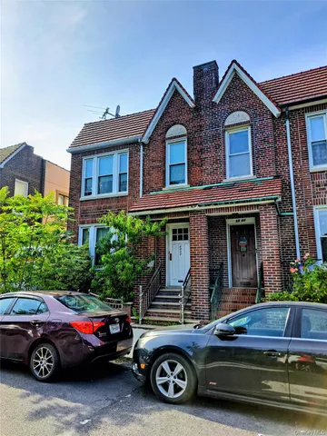 $3,850 | 88-39 82nd Avenue, Unit 1 | Glendale