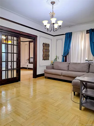 $3,850 | 88-39 82nd Avenue, Unit 1 | Glendale