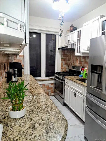 $3,850 | 88-39 82nd Avenue, Unit 1 | Glendale