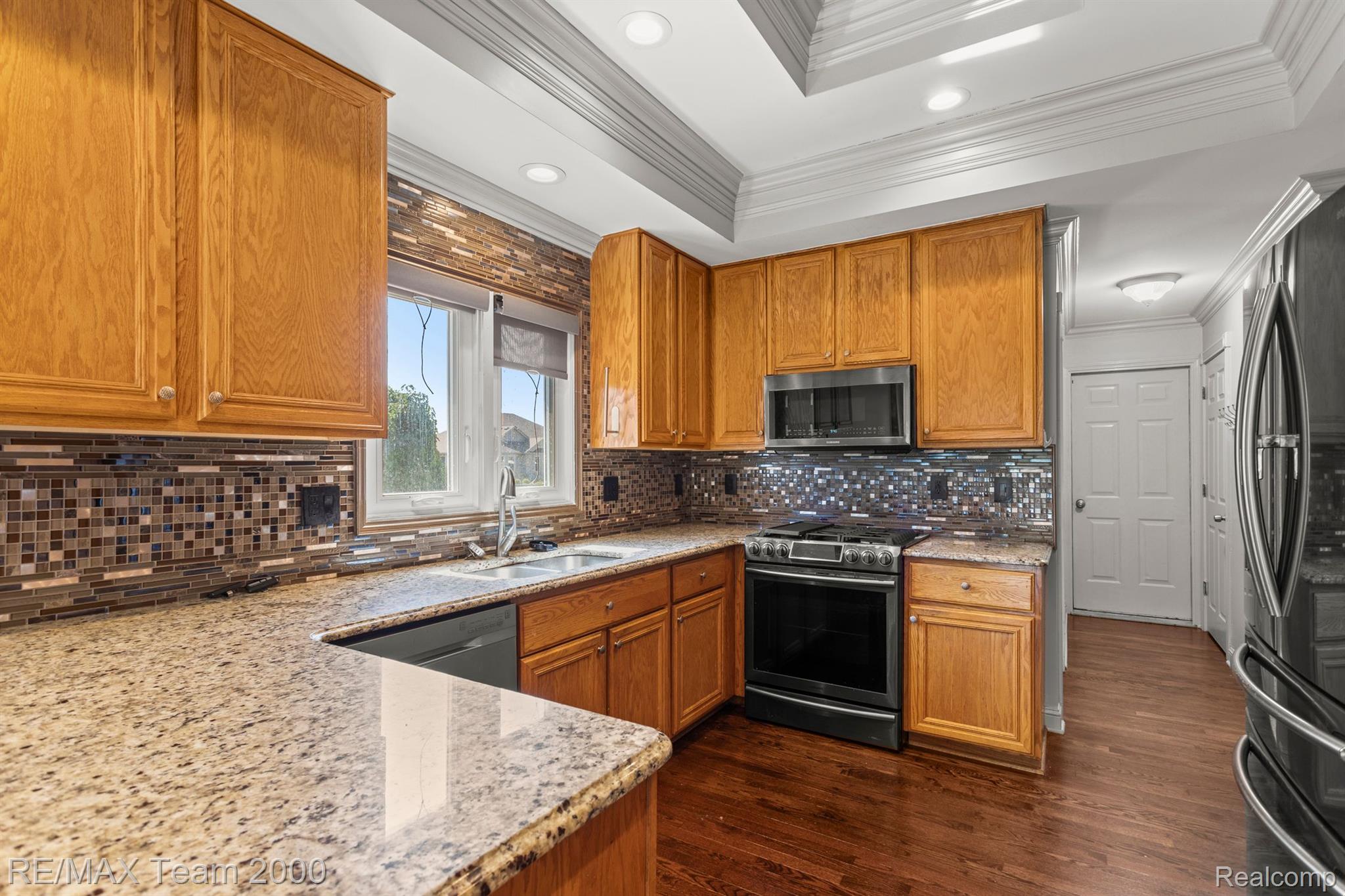 47852 Racewood Drive Macomb, MI 48044 - Photo 12 of 49 Gallery Image 12
