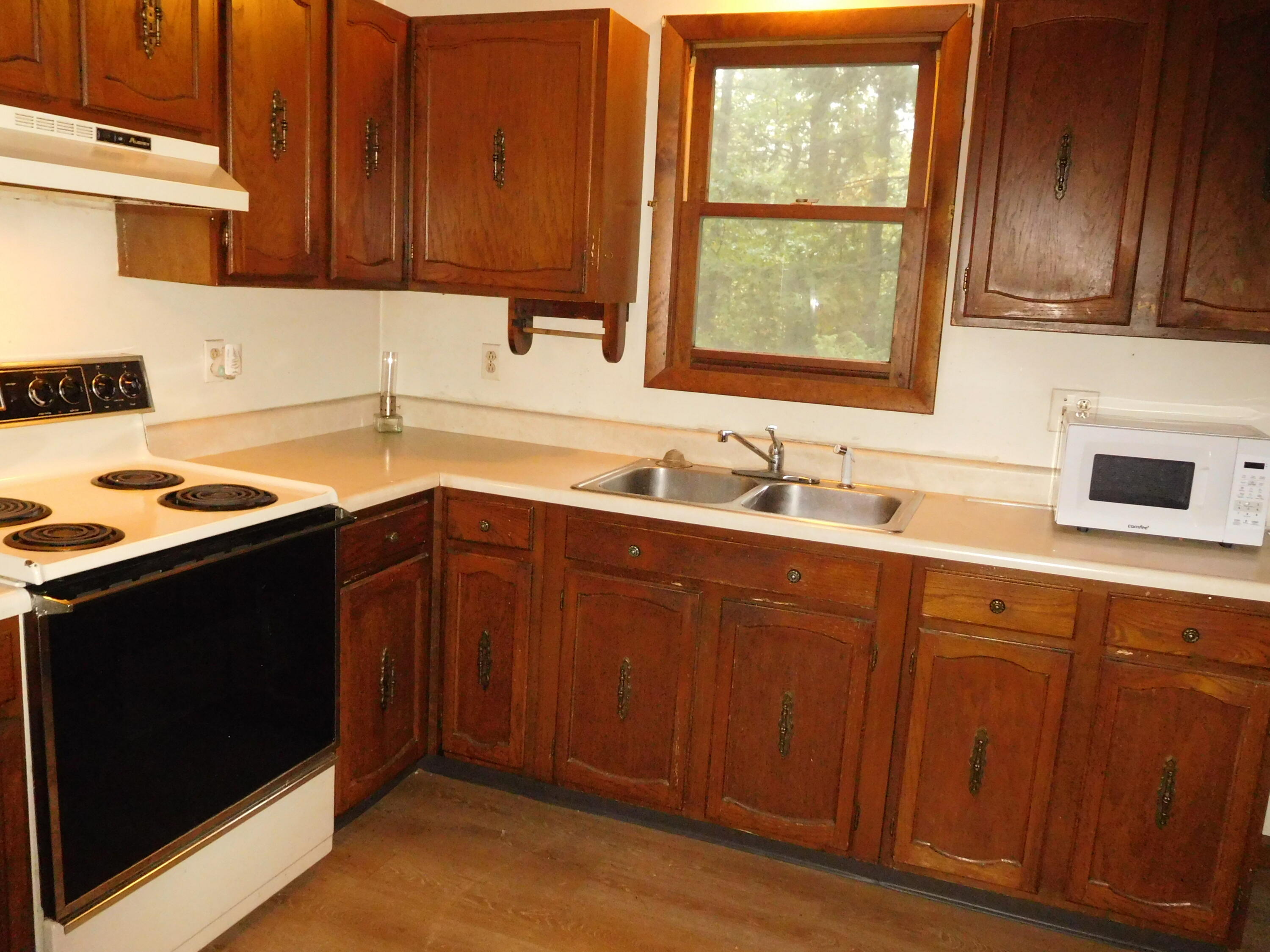 107 Riverside Drive Mechanic Falls, ME 04256 - Photo 7 of 31 05