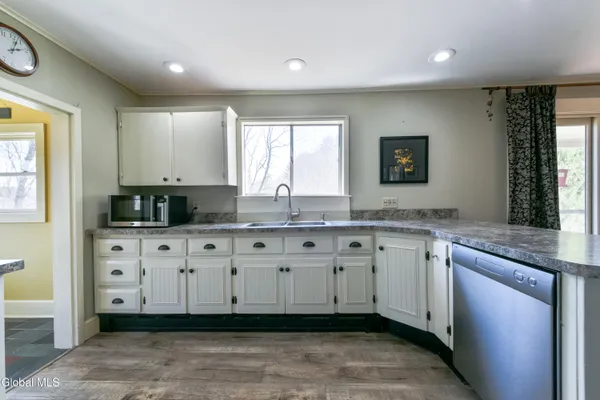 $499,900 | 81 Salem Street, Greenwich, NY 12834