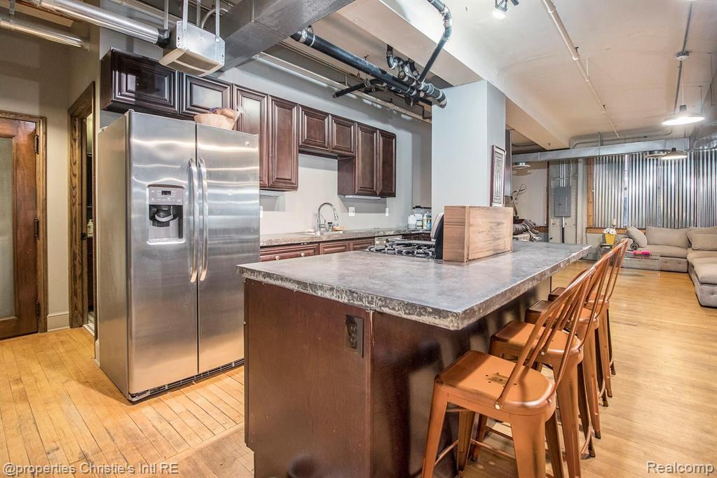 1250 Library Street, Unit 32 Detroit, MI 48226 - Photo 4 of 27