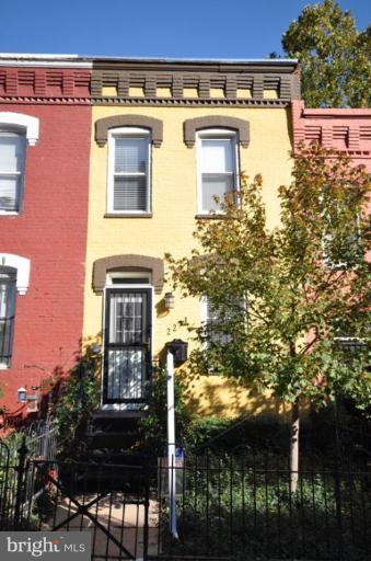 2231 10th Street Northwest Washington, DC 20001 - Photo 1 of 30 Exterior (Main)