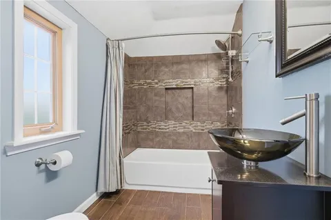 an aerial view of multiple house