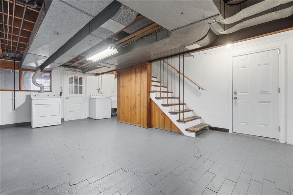 419 Burlington Road Pittsburgh, PA 15221 - Photo 27 of 38 a view of an empty room with white walls