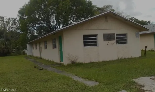 $1,100 | 1057 Alderman Street, Fort Myers, FL 33916