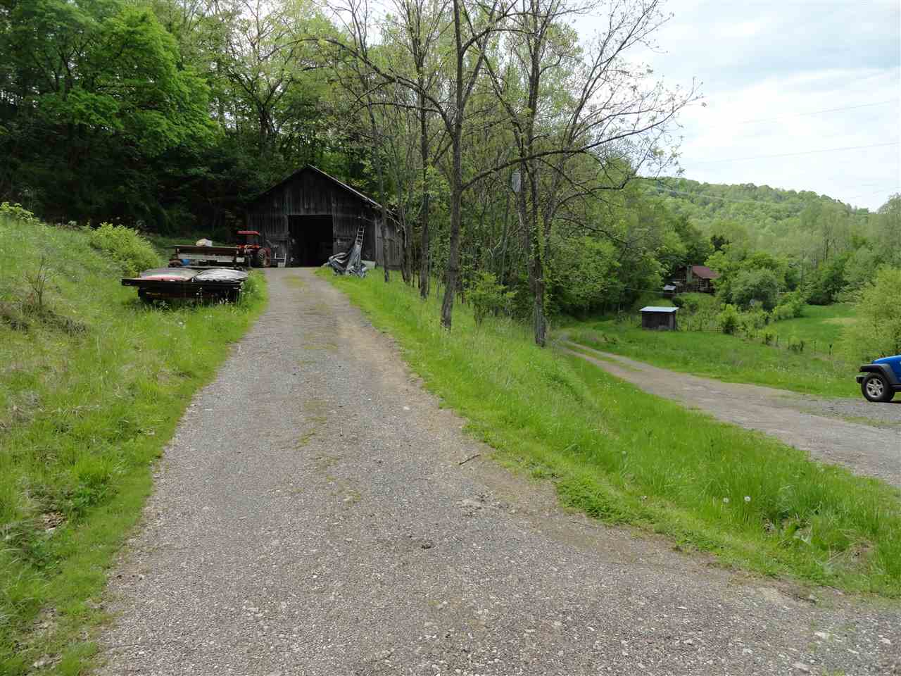 1173 Raccoon Creek Road Branchland, WV 25506 - Photo 26 of 28 Gallery Image 26