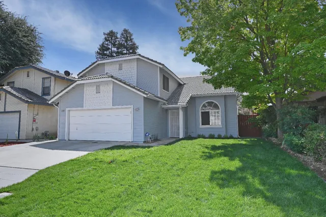 $410,000 | 3449 West Wrenwood Avenue, Fresno, CA 93711