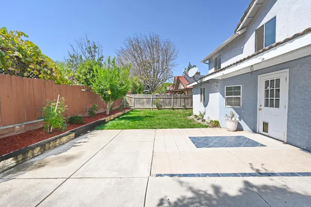 $410,000 | 3449 West Wrenwood Avenue, Fresno, CA 93711